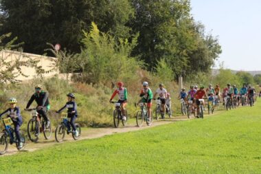 34ª Edición día De La Bicicleta En Paseo Del Genil